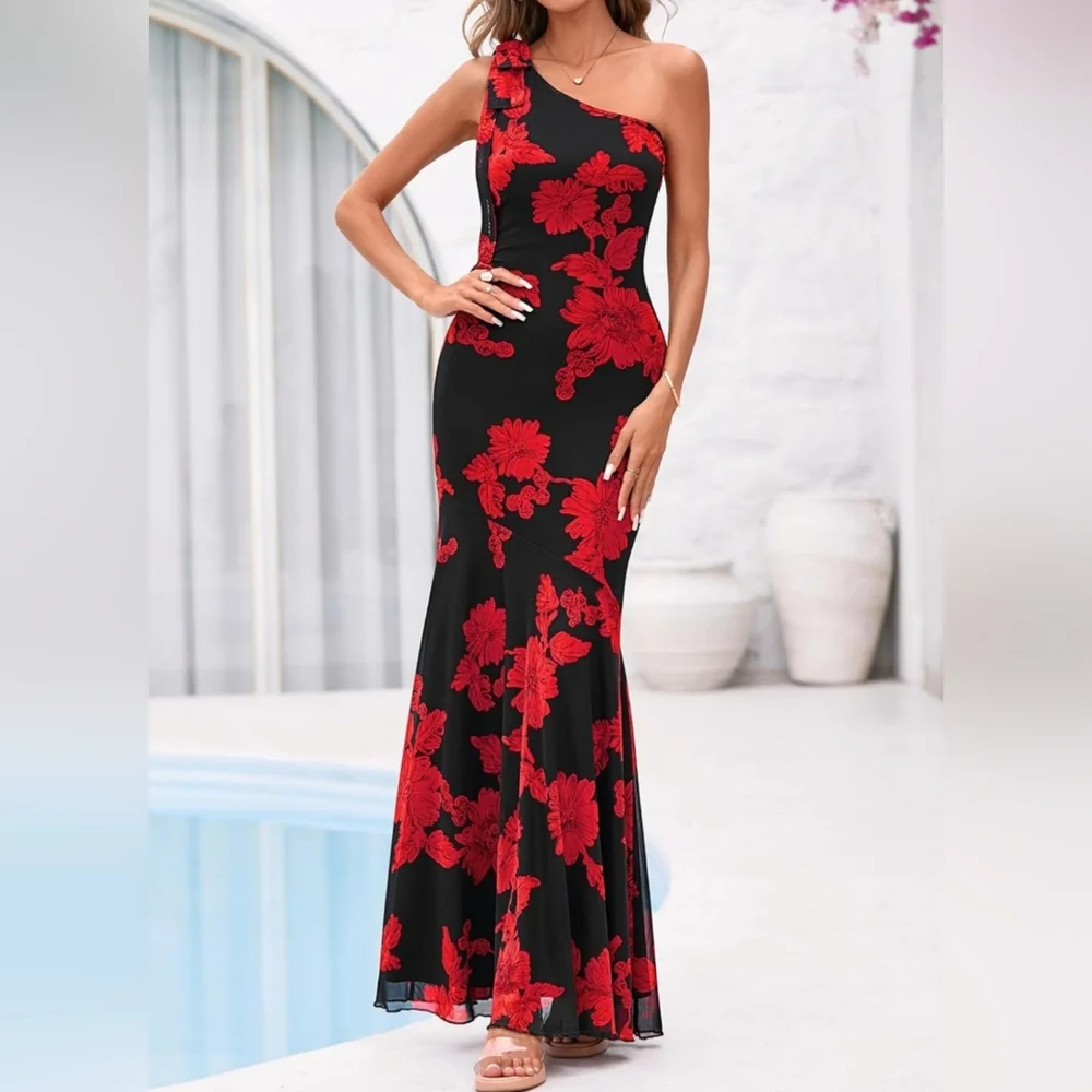 Elegant Black Dress with Red Floral Print - Picture 2 of 4